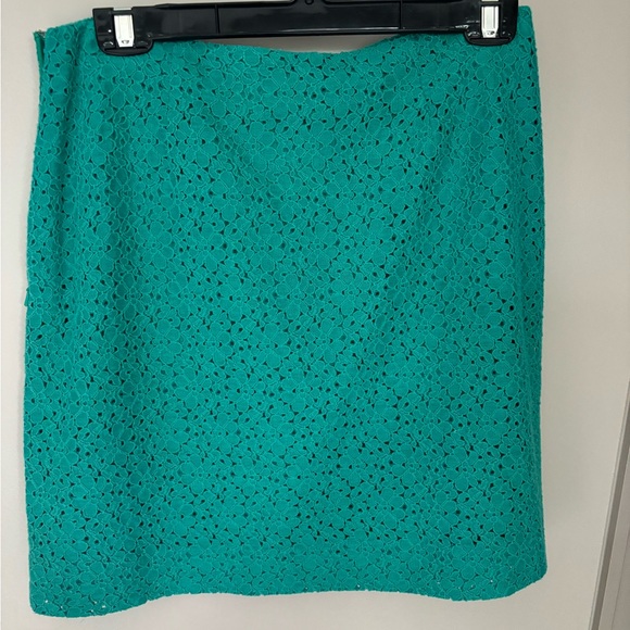 Brooks Brothers Knee-Length Skirt, Size 8. - Picture 4 of 7